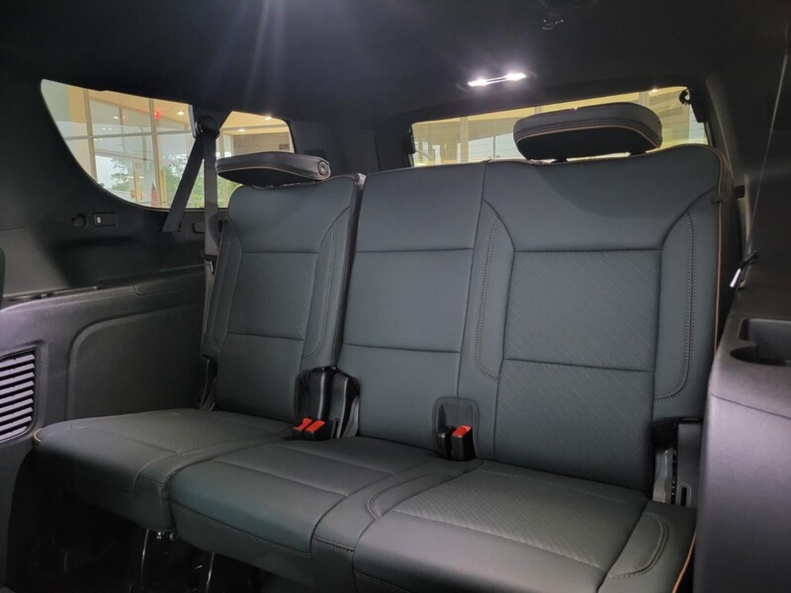 2026 GMC Yukon XL 4WD 4dr AT4