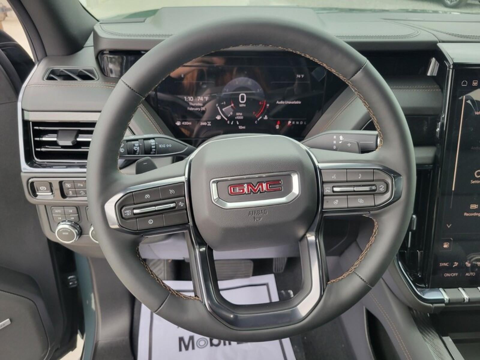 2026 GMC Yukon XL 4WD 4dr AT4