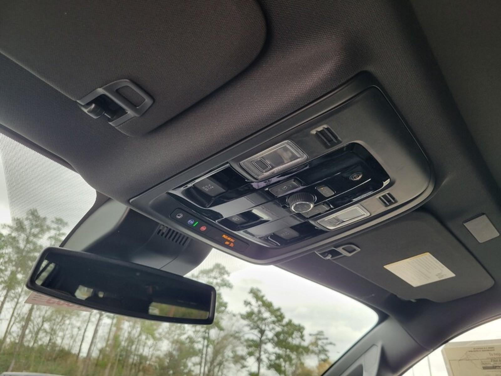 2026 GMC Yukon XL 4WD 4dr AT4