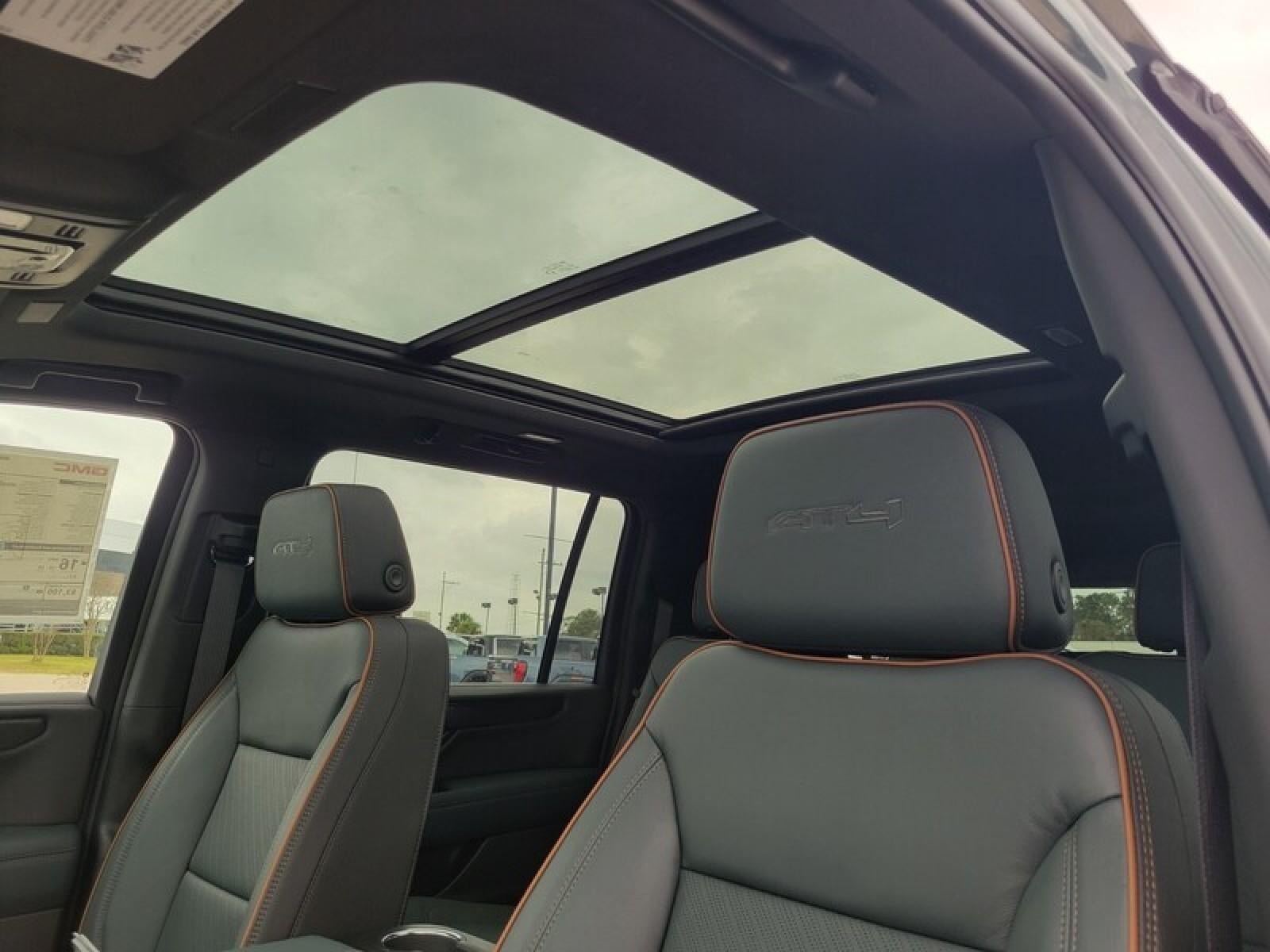 2026 GMC Yukon XL 4WD 4dr AT4