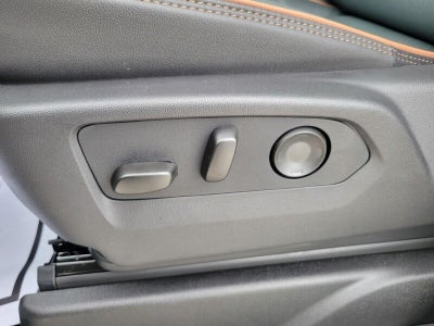 2026 GMC Yukon XL 4WD 4dr AT4