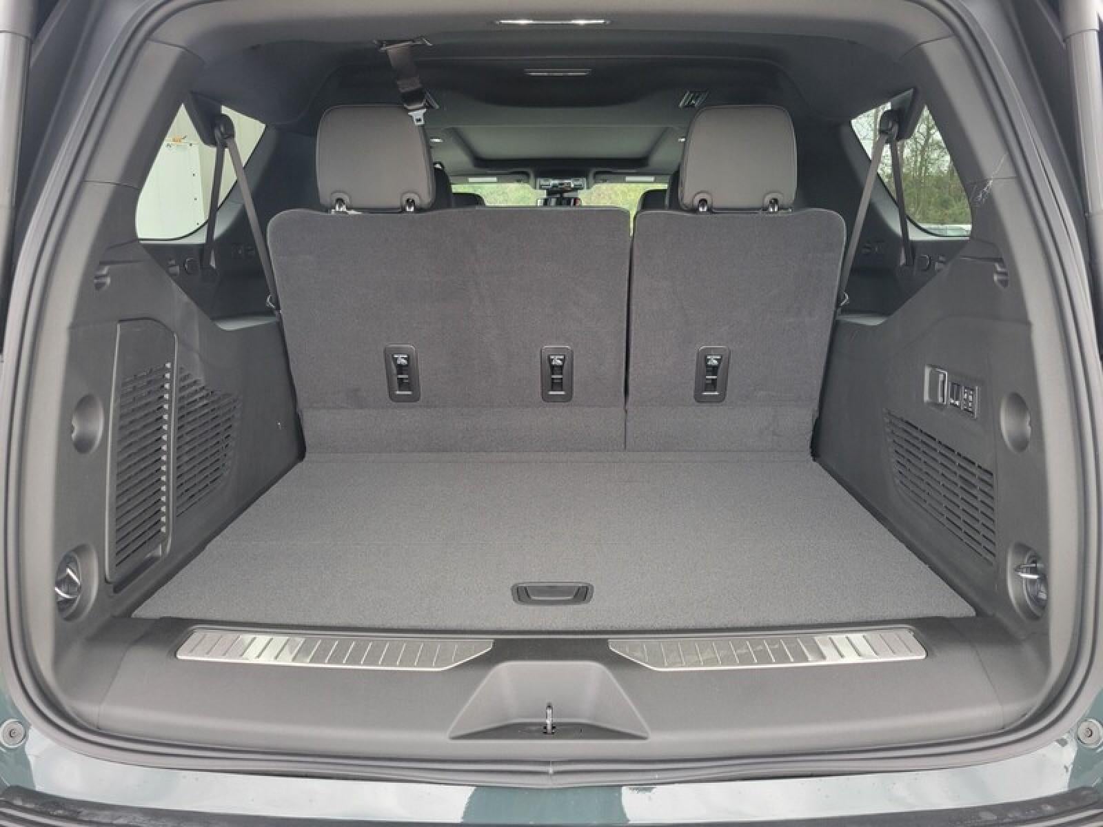 2026 GMC Yukon XL 4WD 4dr AT4