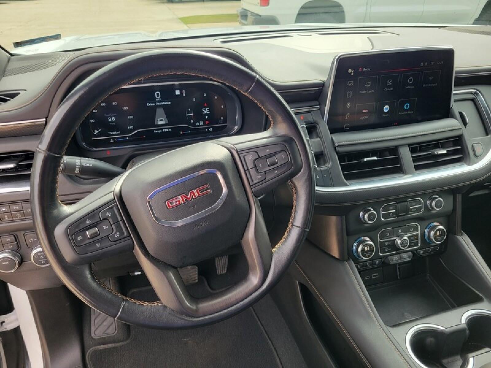 2022 GMC Yukon XL AT4