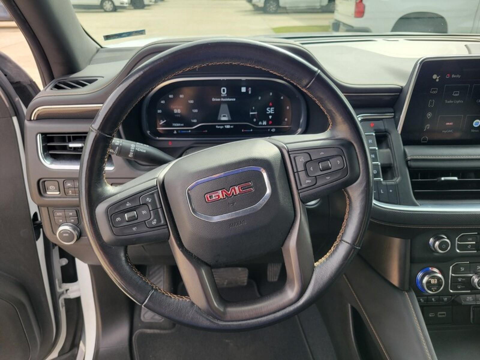 2022 GMC Yukon XL AT4