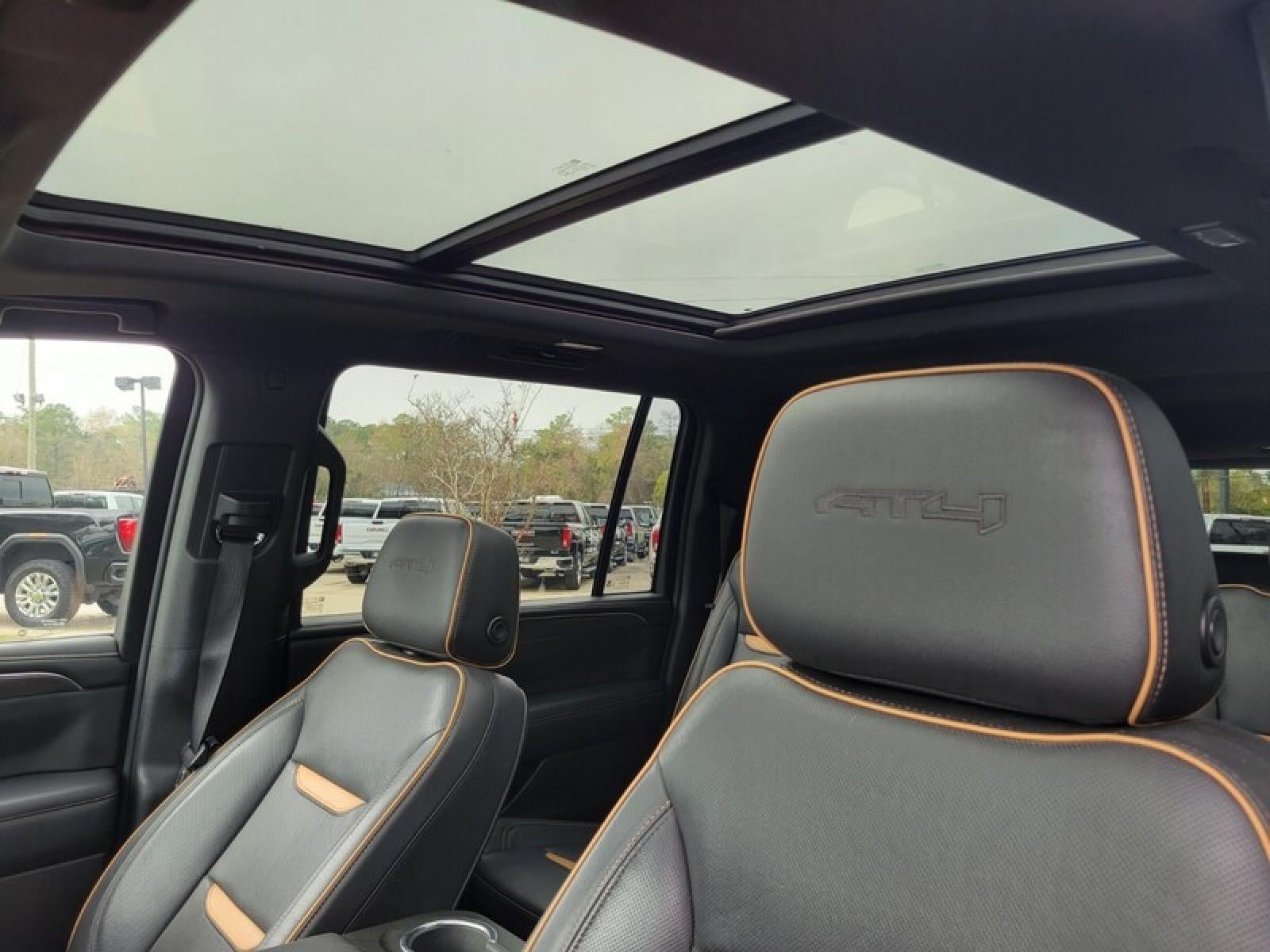 2022 GMC Yukon XL AT4