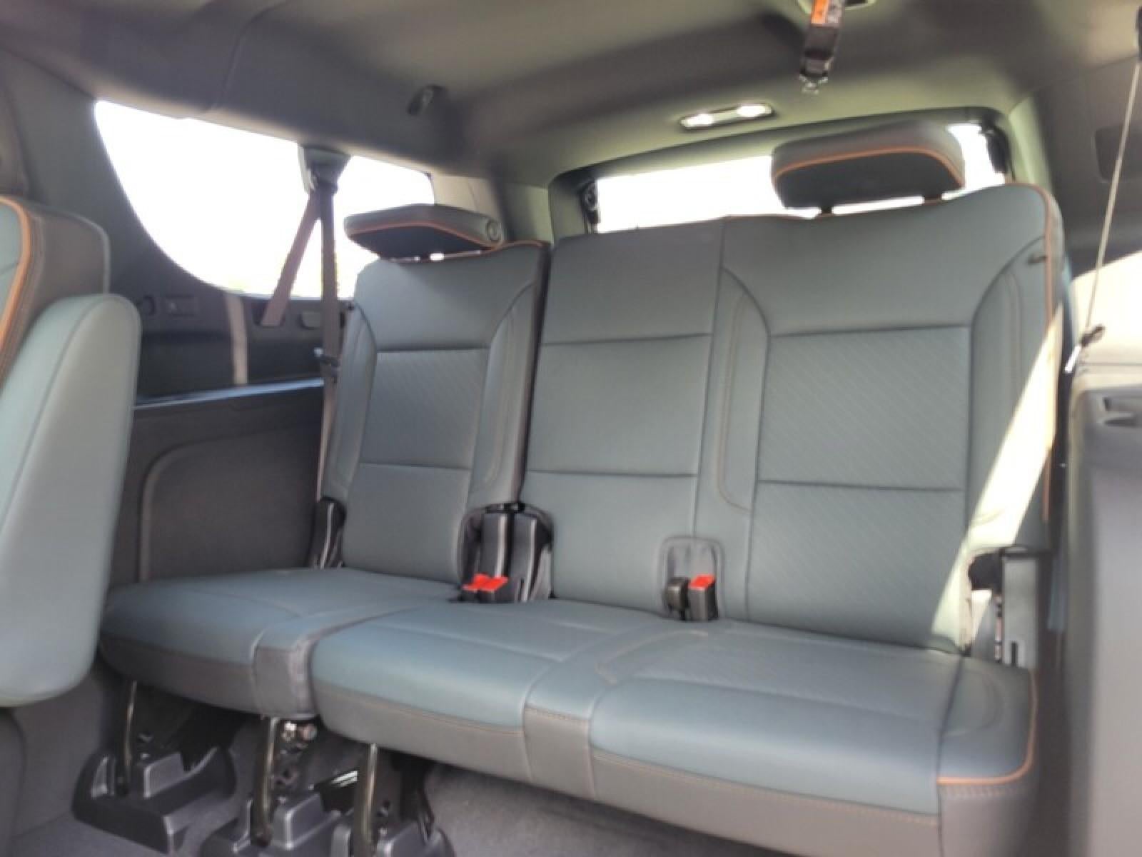 2026 GMC Yukon XL 4WD 4dr AT4