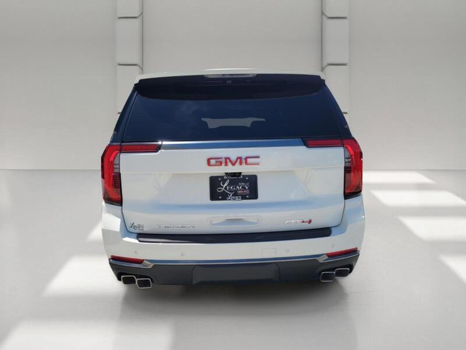 2026 GMC Yukon XL 4WD 4dr AT4