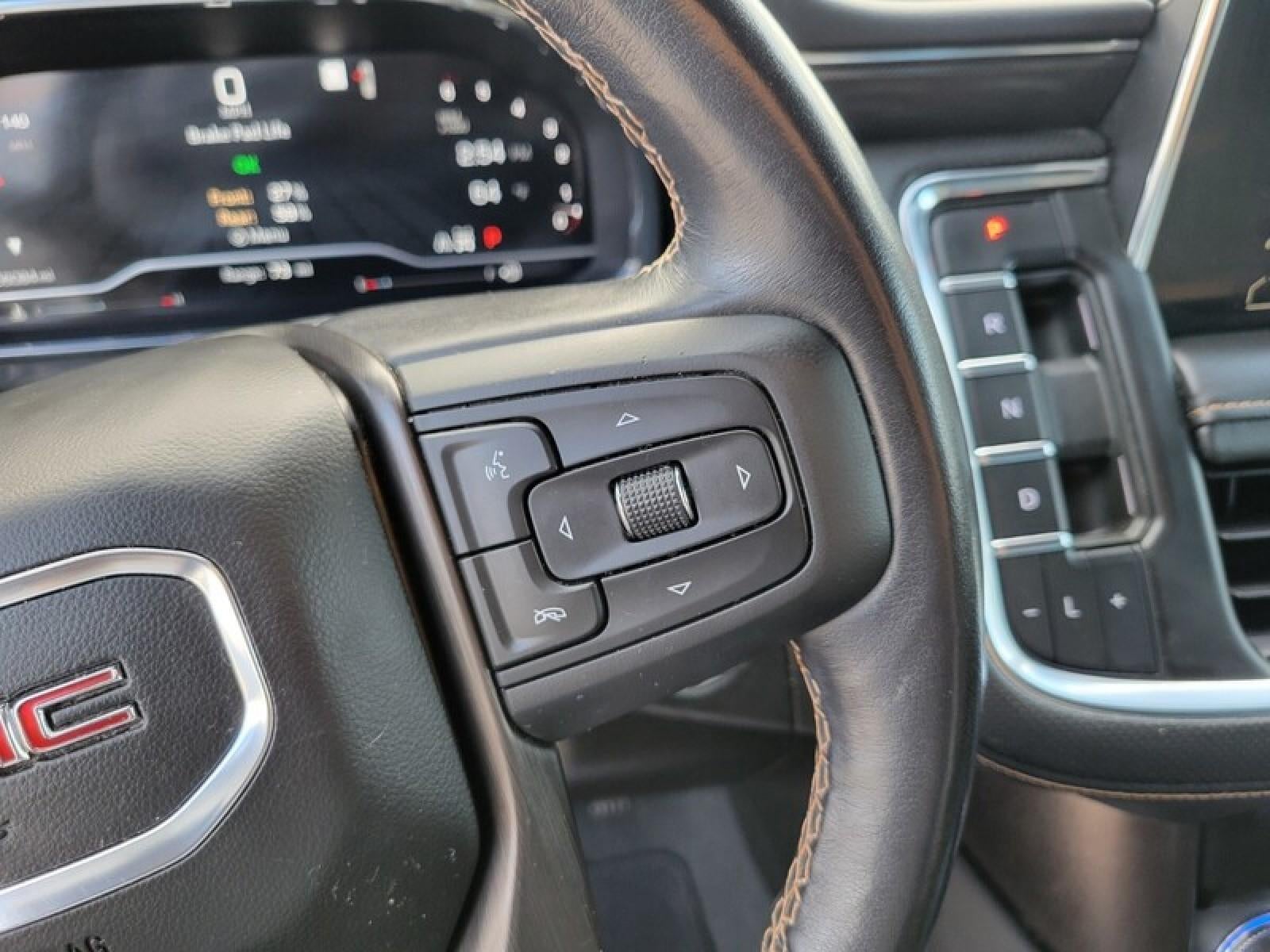 2022 GMC Yukon XL AT4