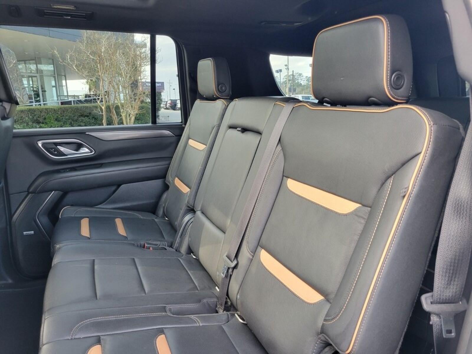 2022 GMC Yukon XL AT4