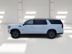 2022 GMC Yukon XL AT4