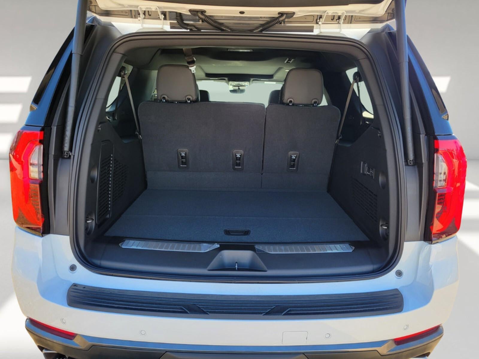 2026 GMC Yukon XL 4WD 4dr AT4