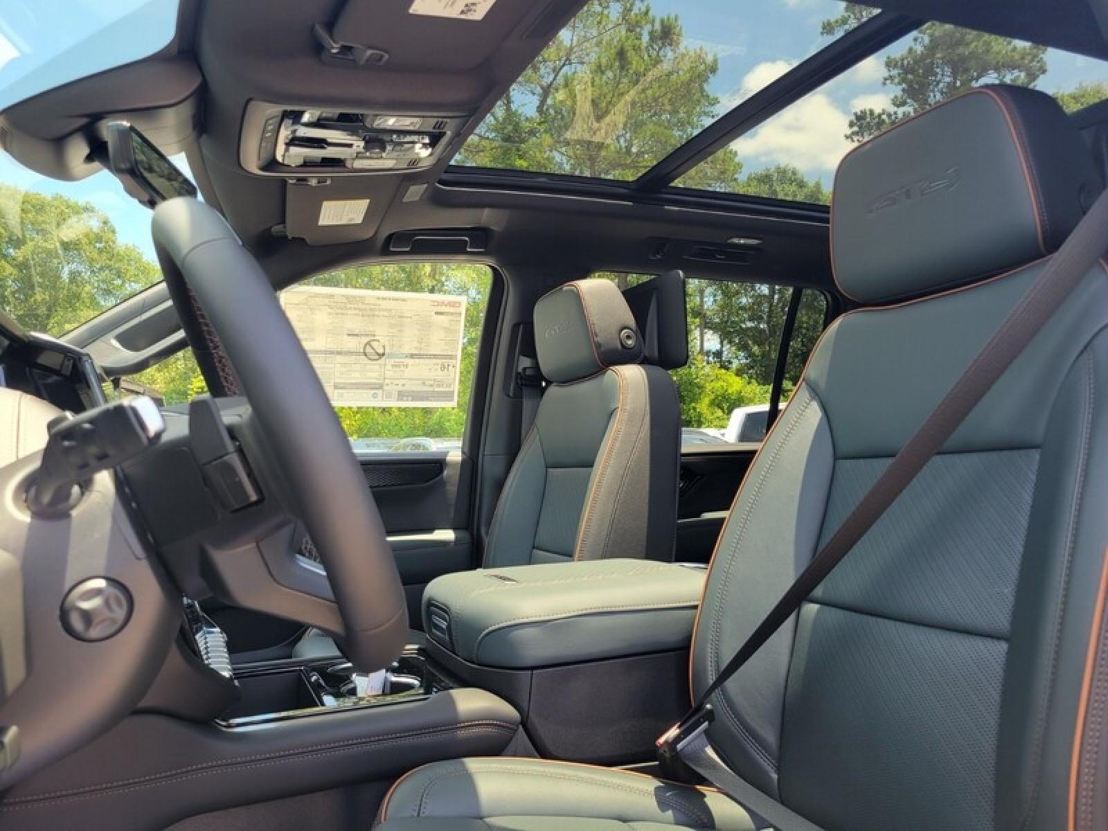 2026 GMC Yukon XL 4WD 4dr AT4