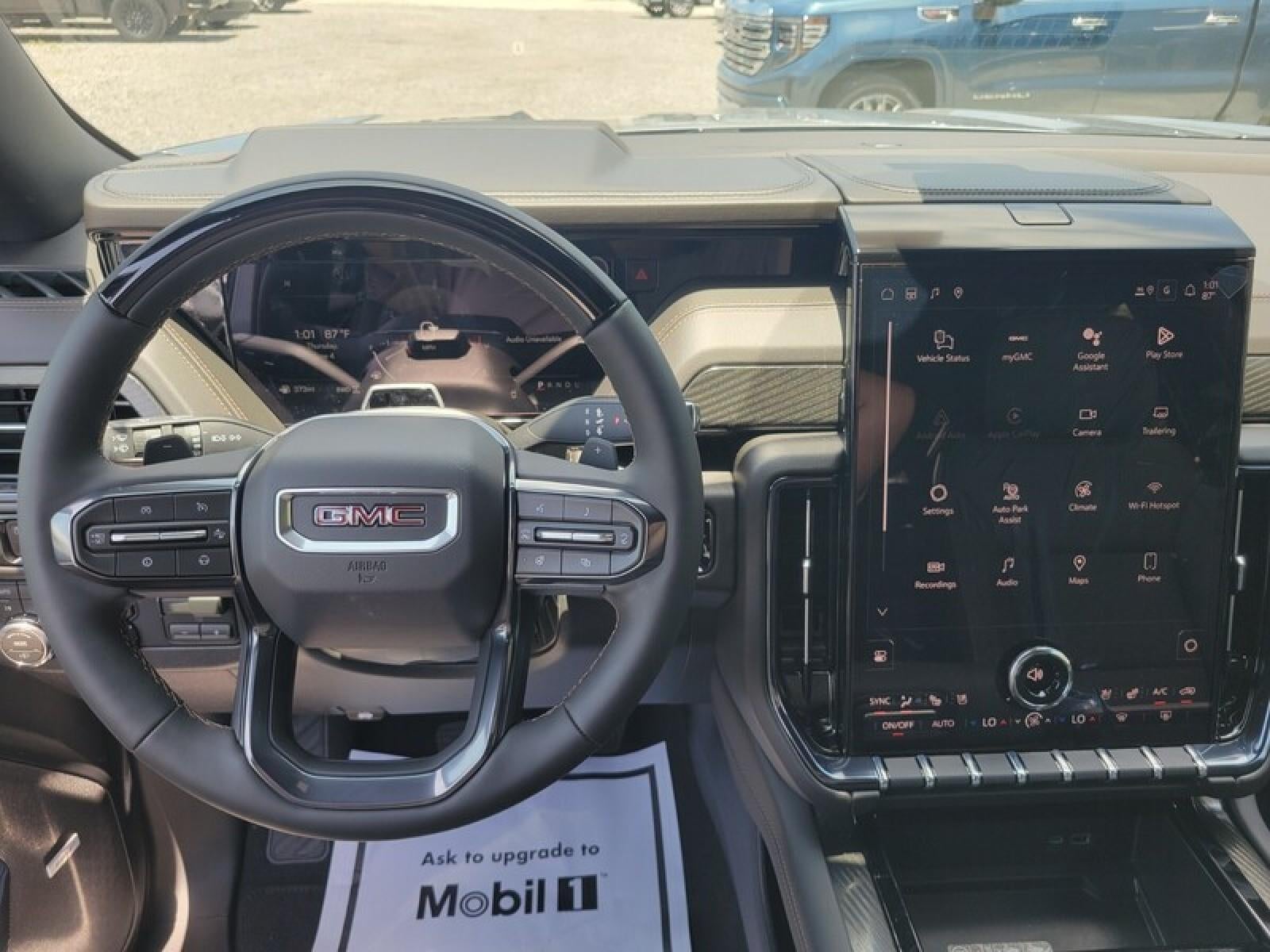 2026 GMC Yukon XL 4WD 4dr AT4