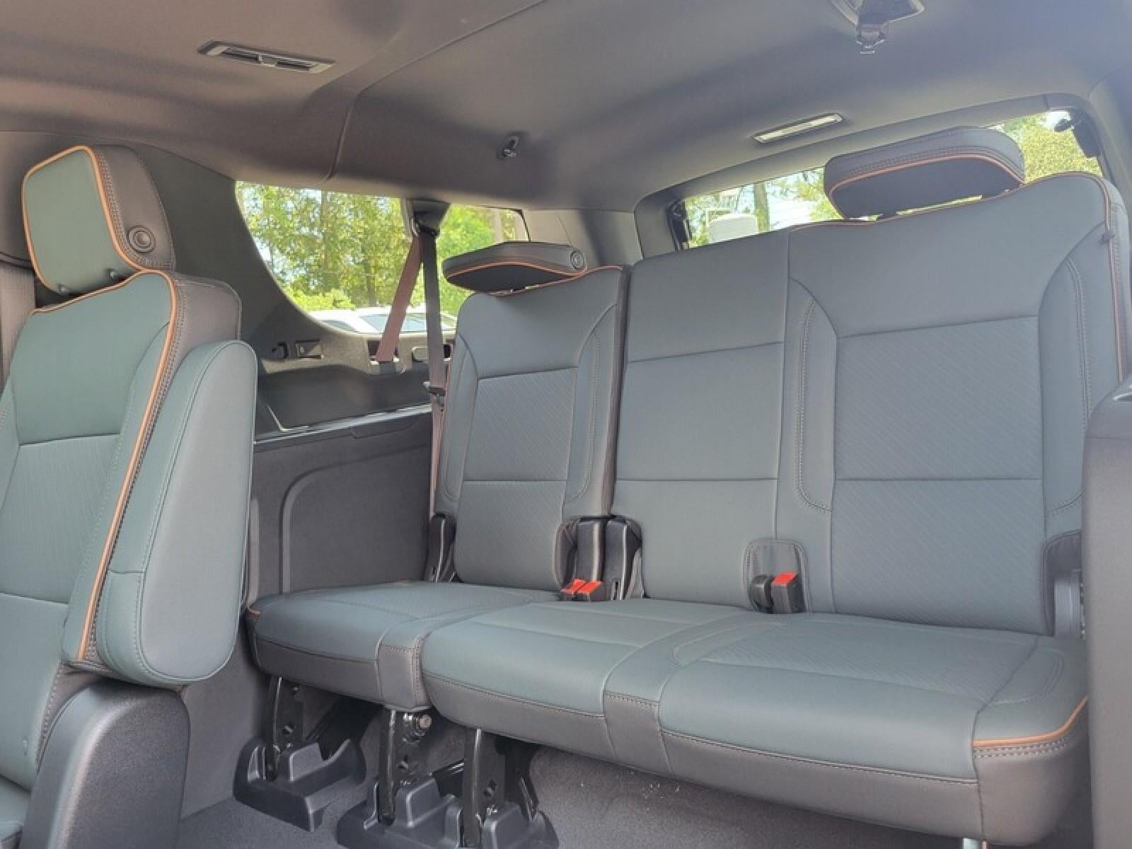 2026 GMC Yukon XL 4WD 4dr AT4