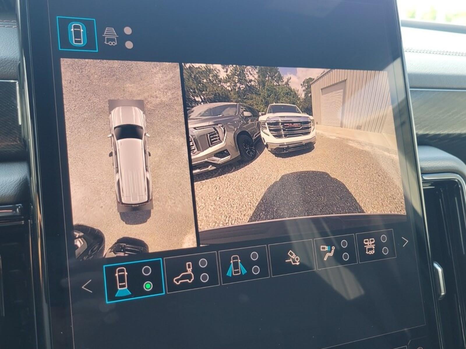 2026 GMC Yukon XL 4WD 4dr AT4