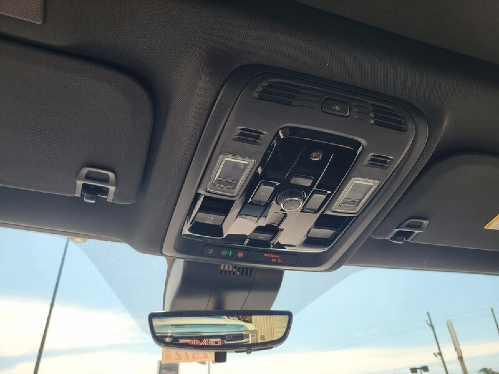 2026 GMC Yukon XL 4WD 4dr AT4