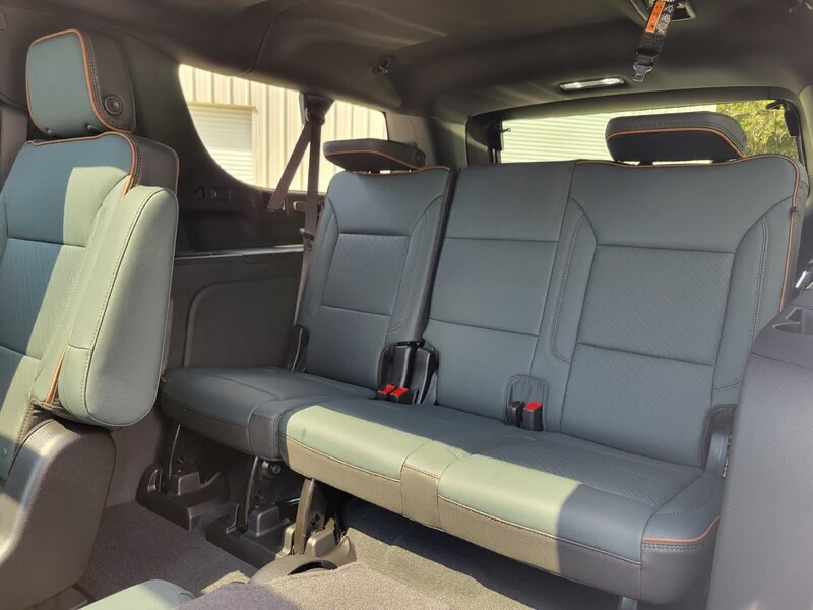 2026 GMC Yukon XL 4WD 4dr AT4