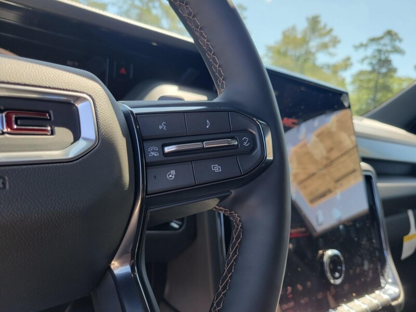 2026 GMC Yukon XL 4WD 4dr AT4