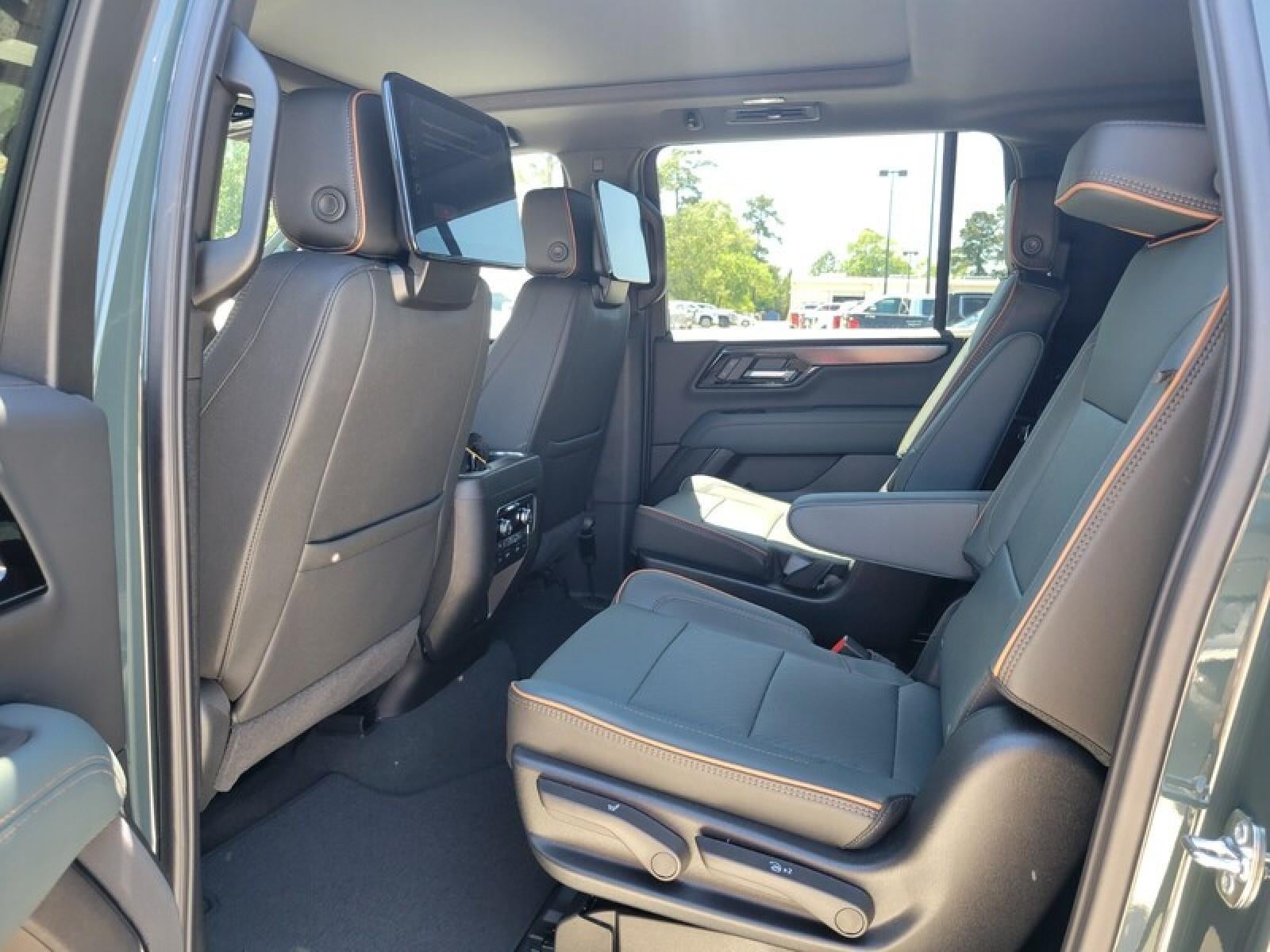 2026 GMC Yukon XL 4WD 4dr AT4