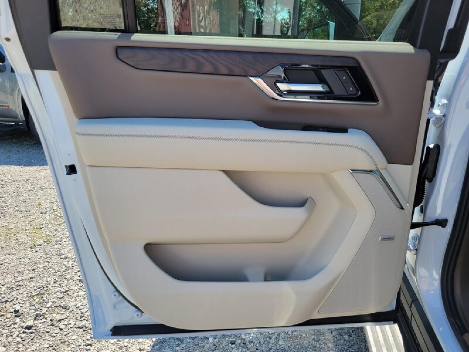 2027 GMC Yukon XL 4WD 4dr Denali