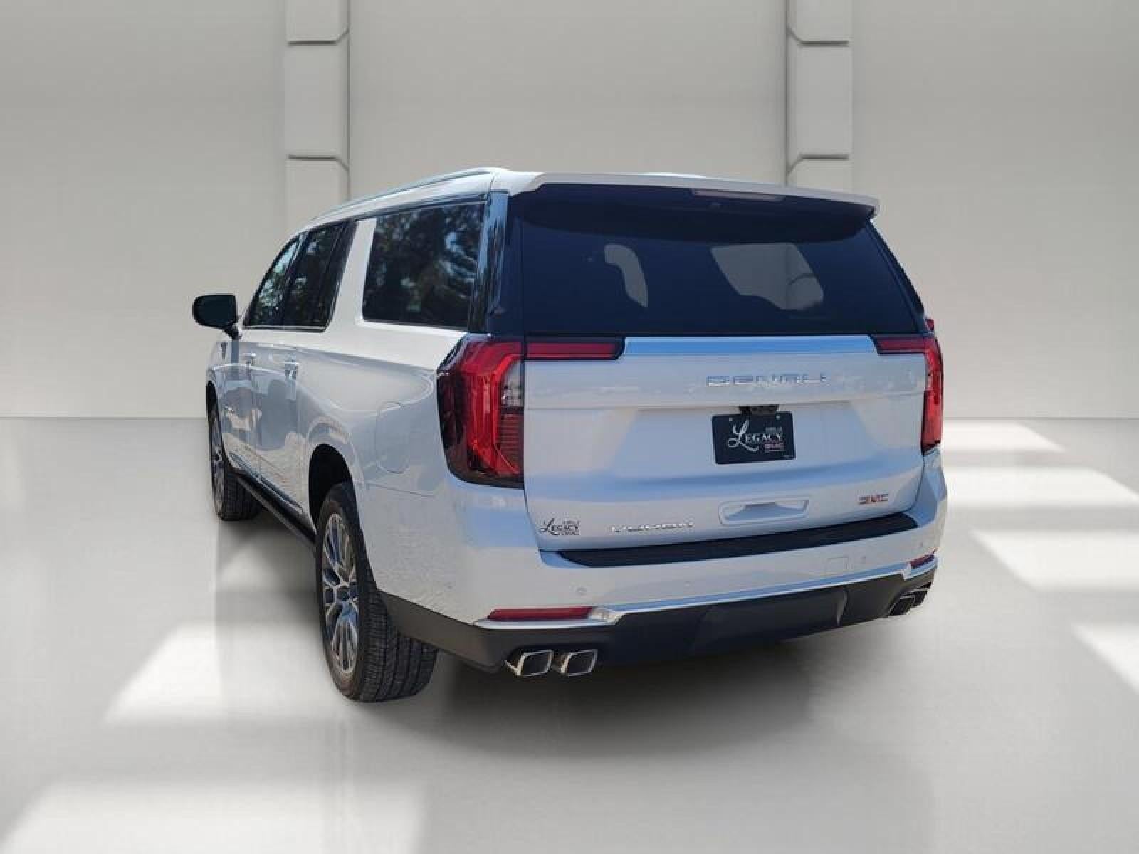 2027 GMC Yukon XL 4WD 4dr Denali