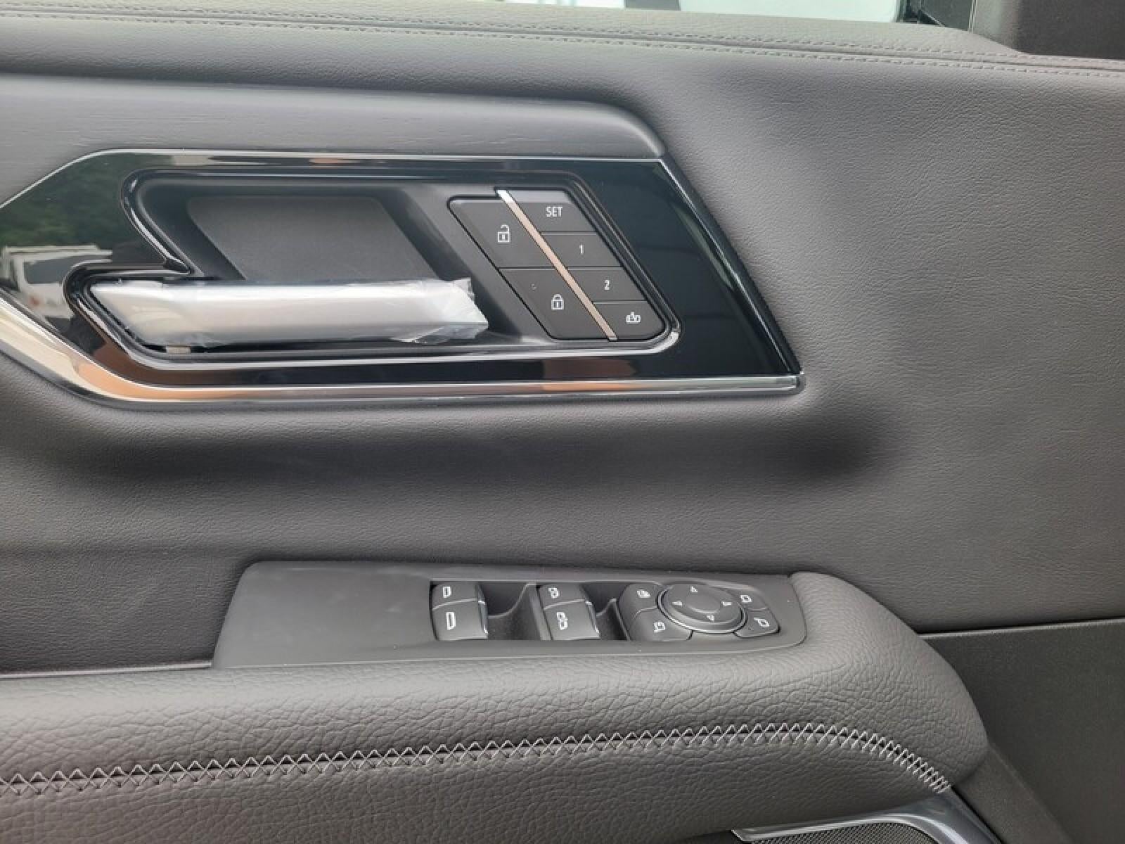 2027 GMC Yukon XL 4WD 4dr Denali