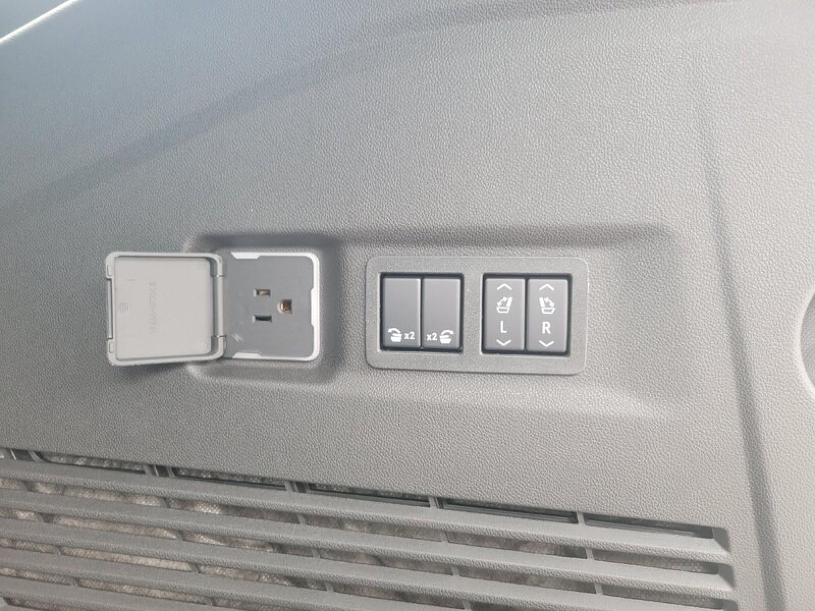 2027 GMC Yukon XL 4WD 4dr Denali