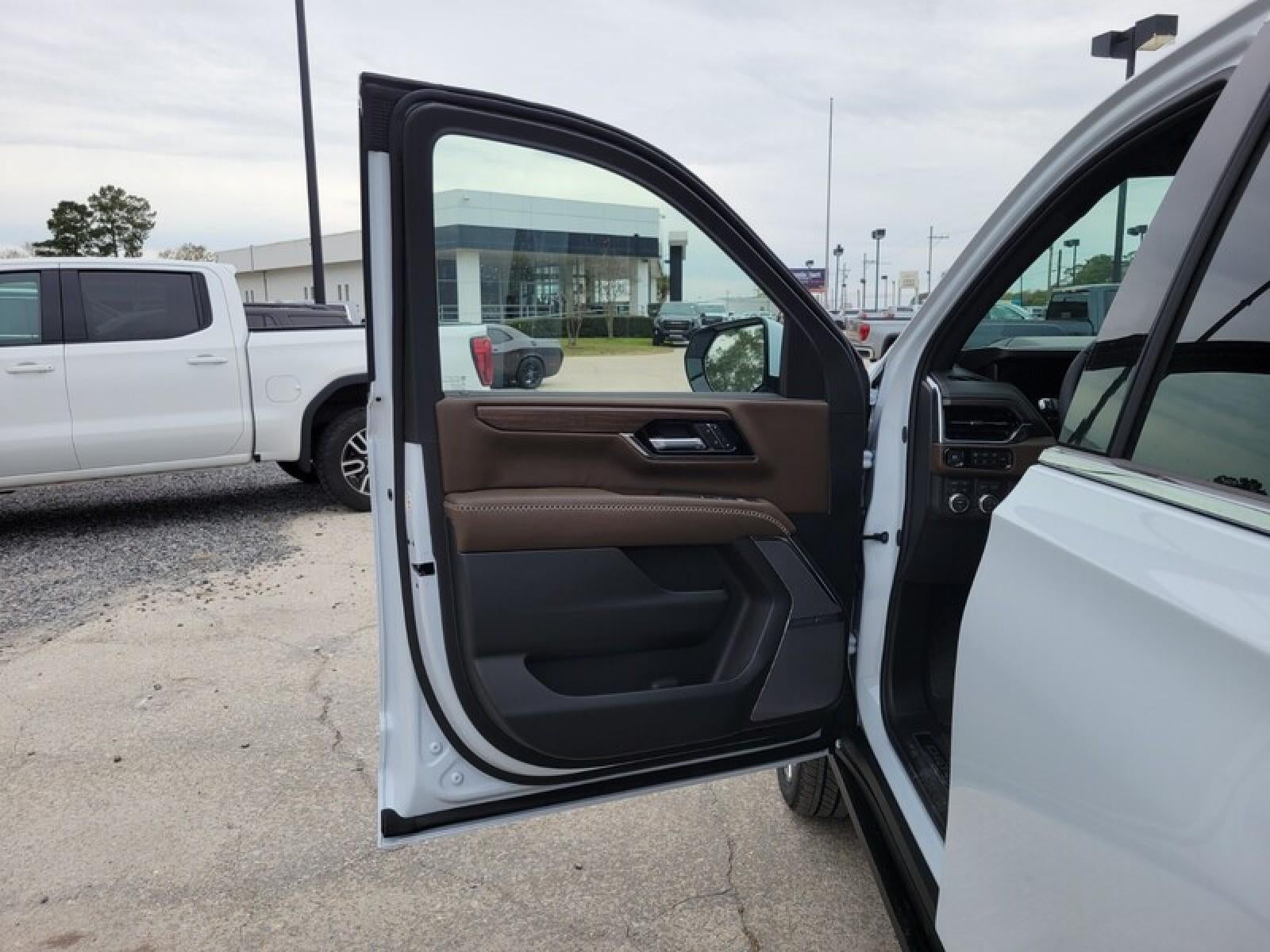 2026 GMC Yukon XL 4WD 4dr Denali Ultimate