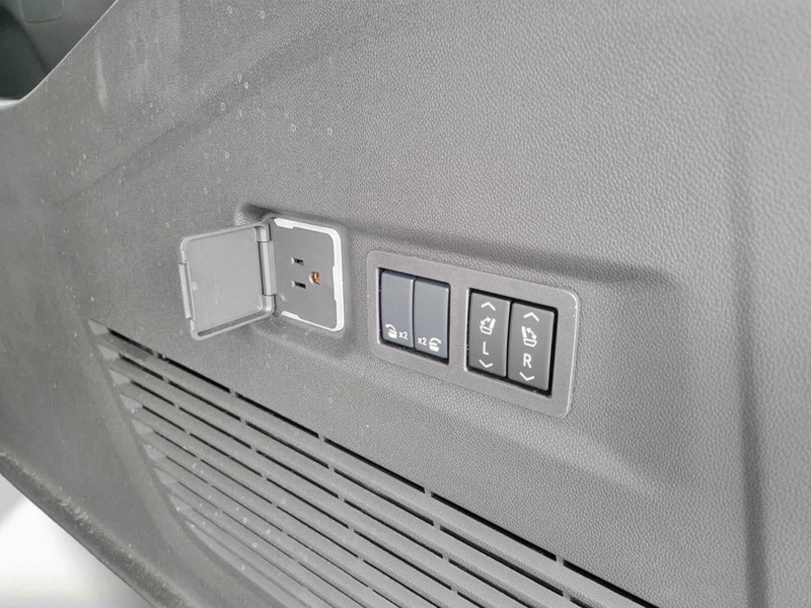 2026 GMC Yukon XL 4WD 4dr Denali Ultimate