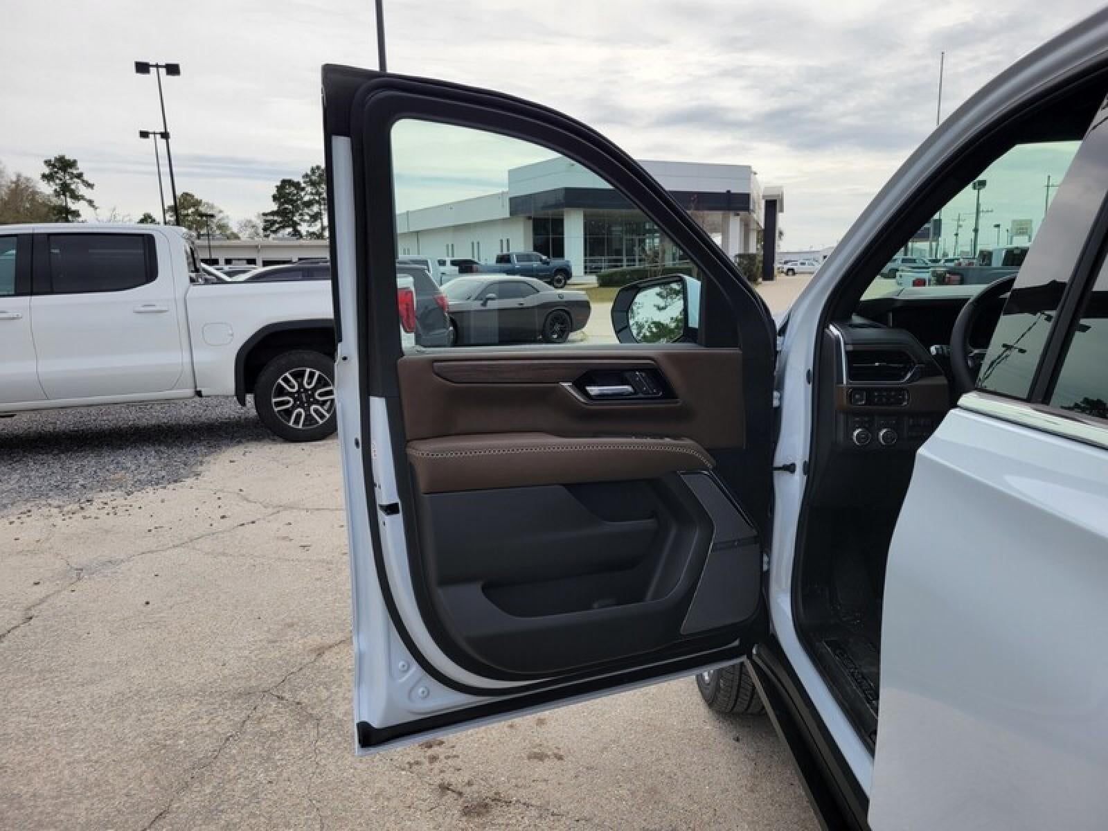 2026 GMC Yukon XL 4WD 4dr Denali Ultimate