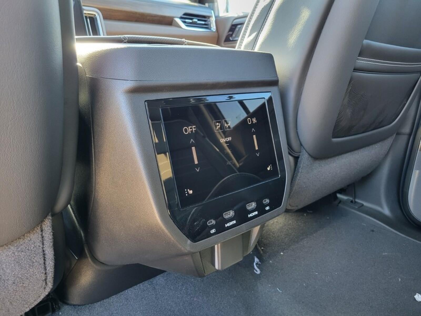 2026 GMC Yukon XL 4WD 4dr Denali Ultimate