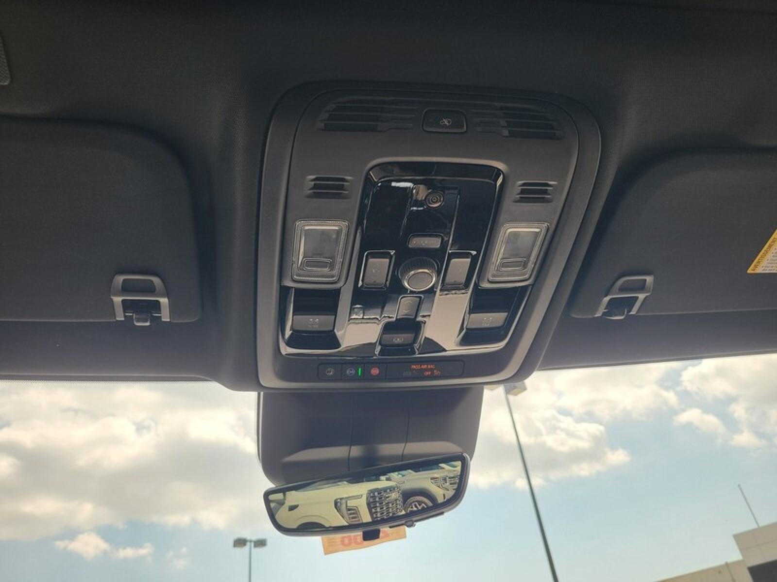 2027 GMC Yukon XL 4WD 4dr Denali Ultimate