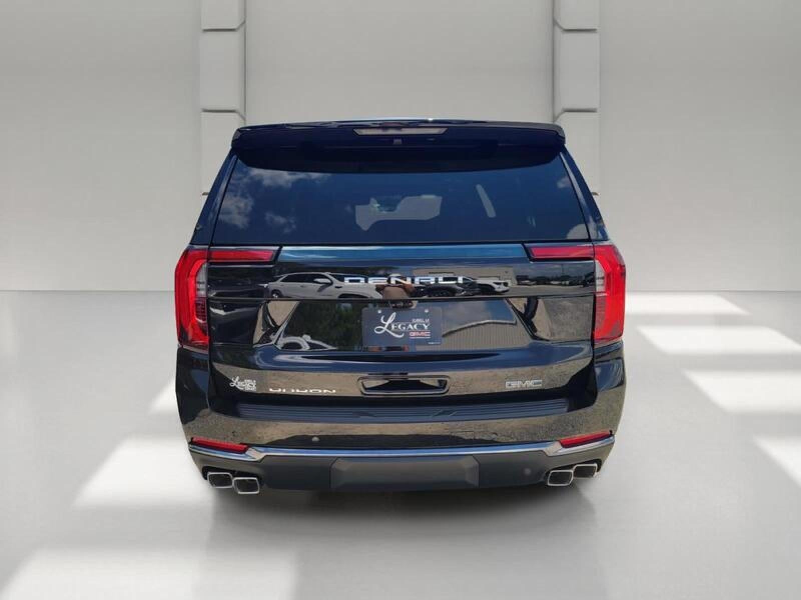 2027 GMC Yukon XL 4WD 4dr Denali Ultimate