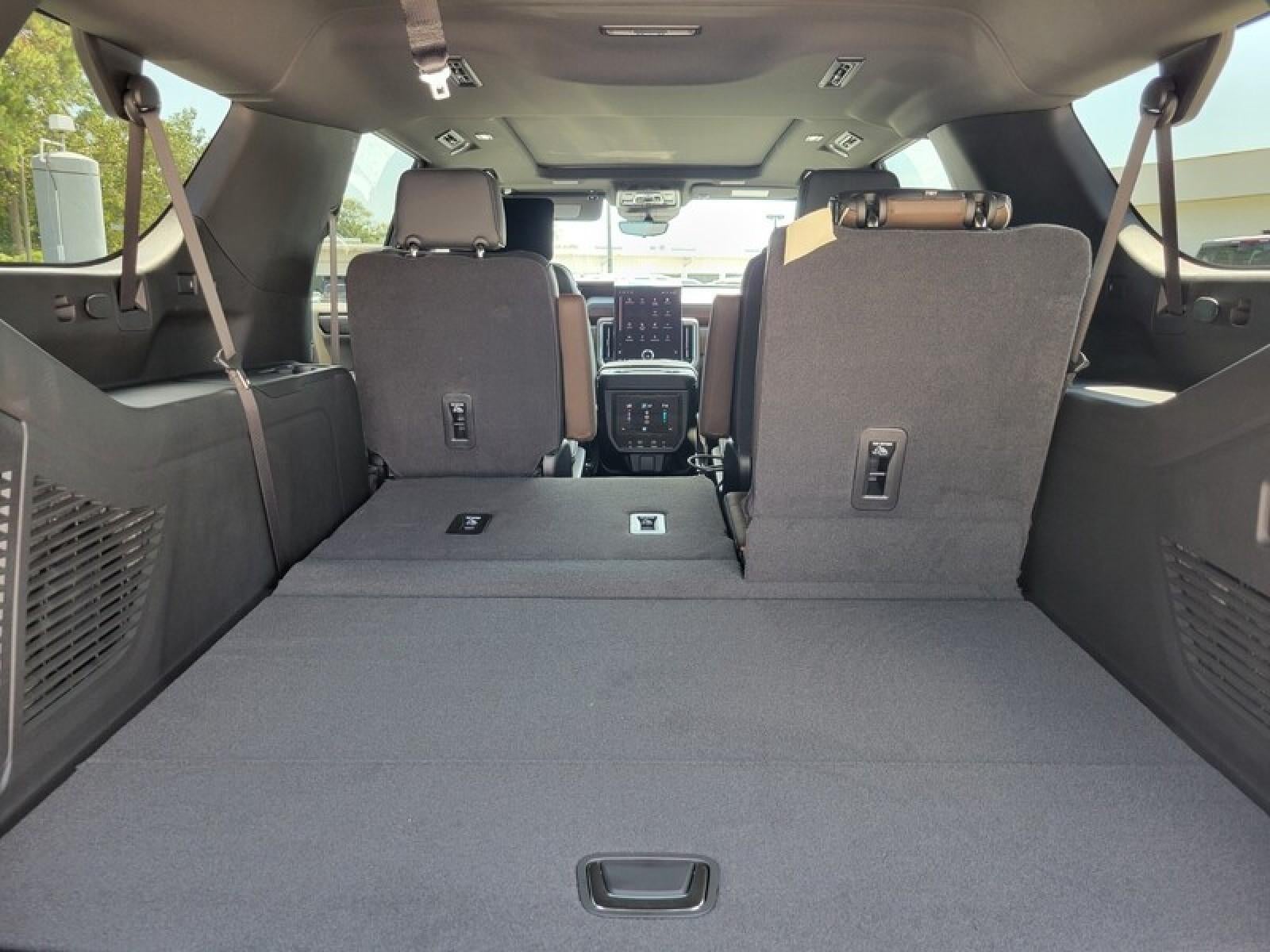 2027 GMC Yukon XL 4WD 4dr Denali Ultimate