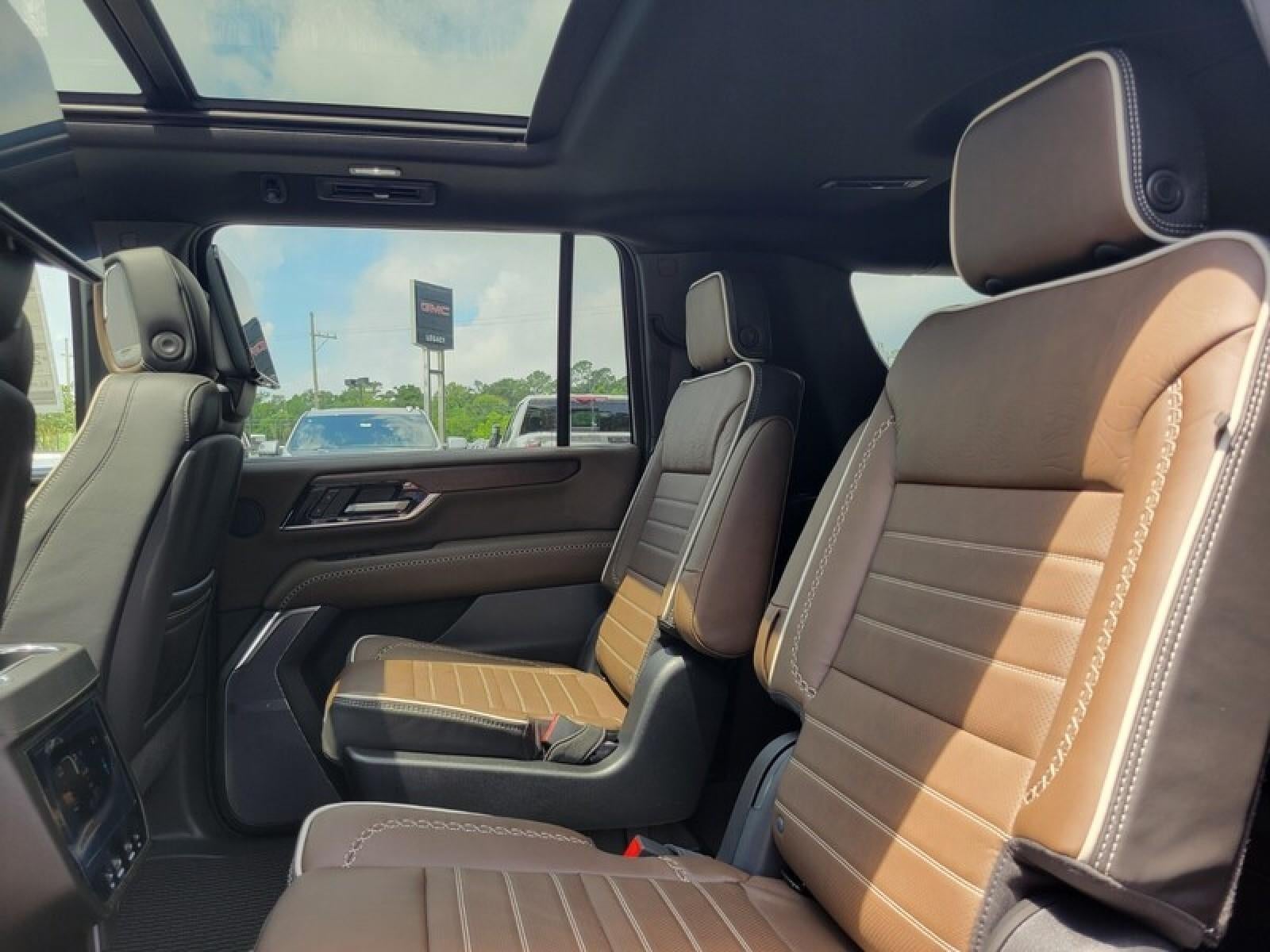 2026 GMC Yukon XL 4WD 4dr Denali Ultimate