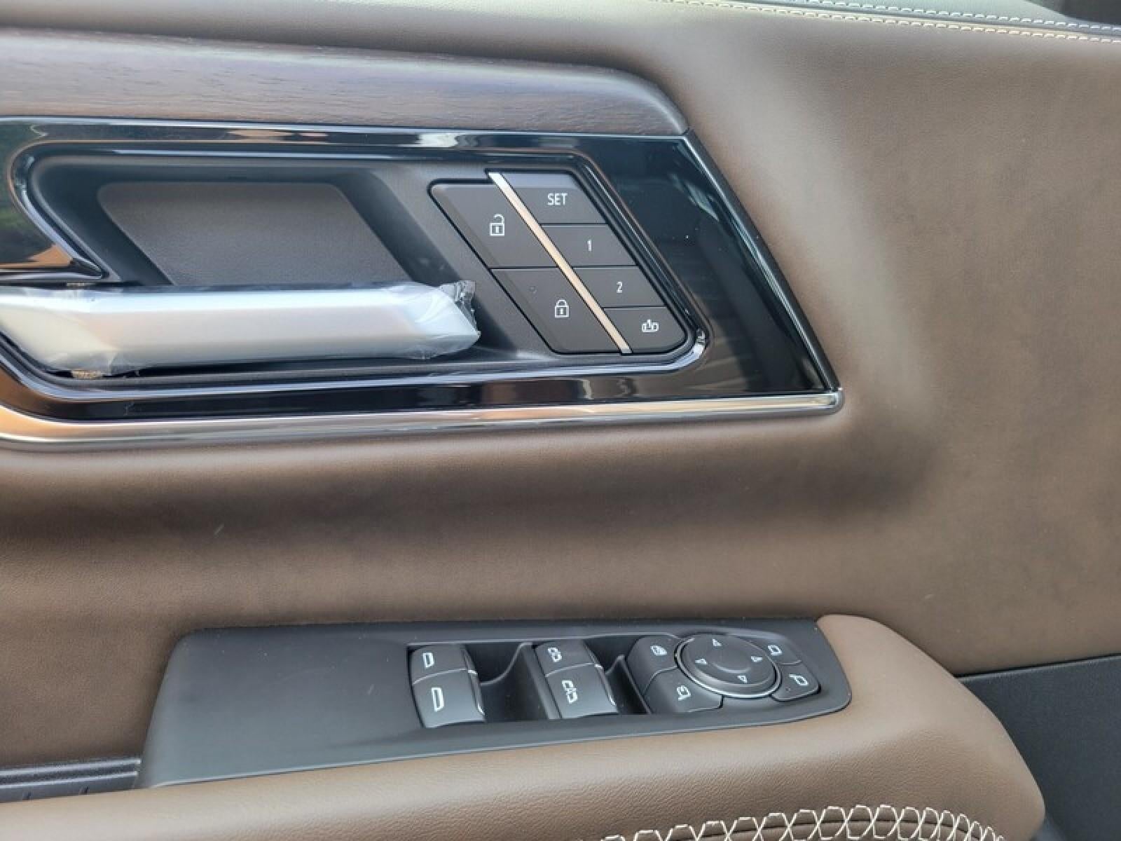 2027 GMC Yukon XL 4WD 4dr Denali Ultimate