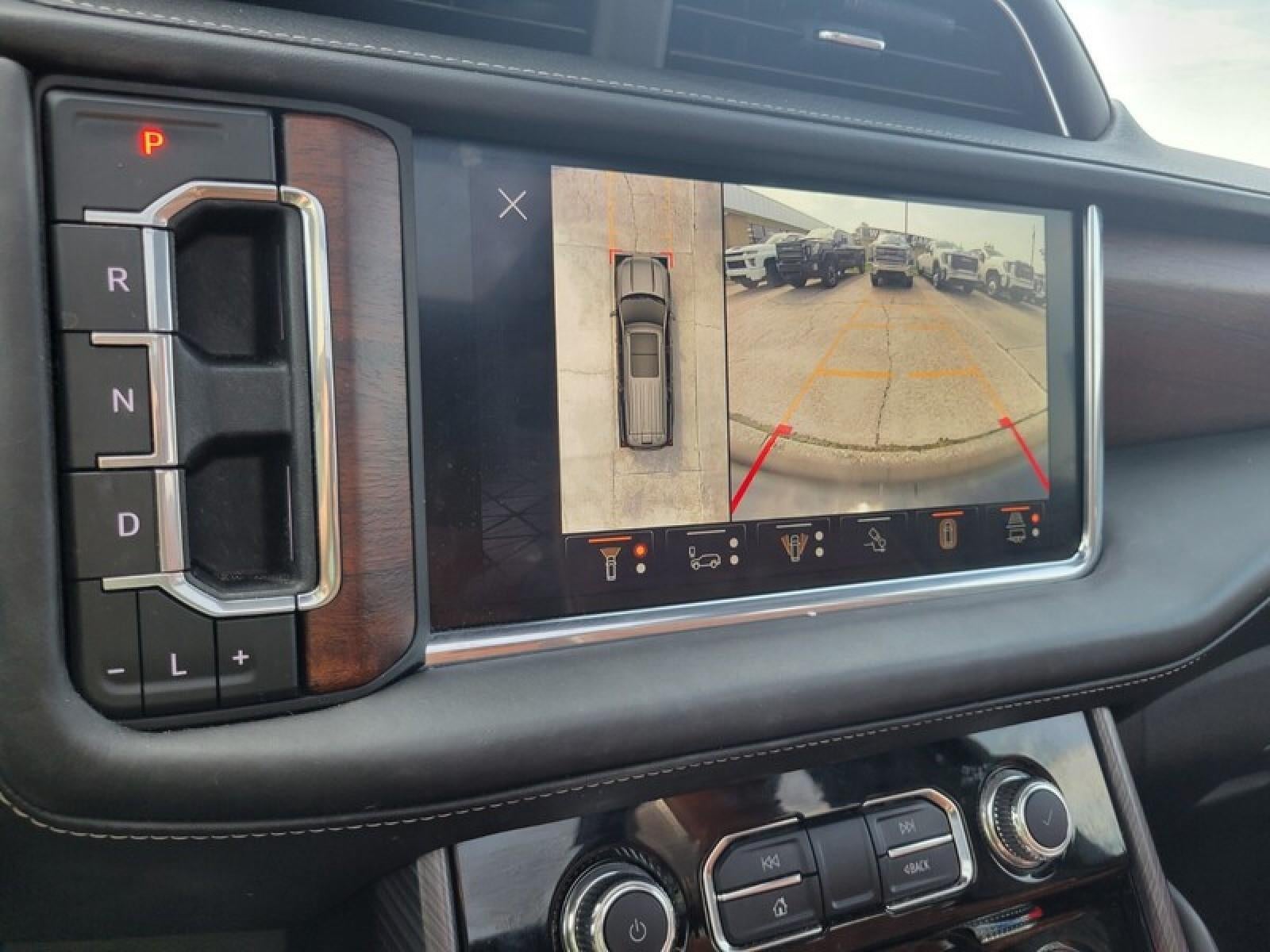 2023 GMC Yukon XL Denali Ultimate