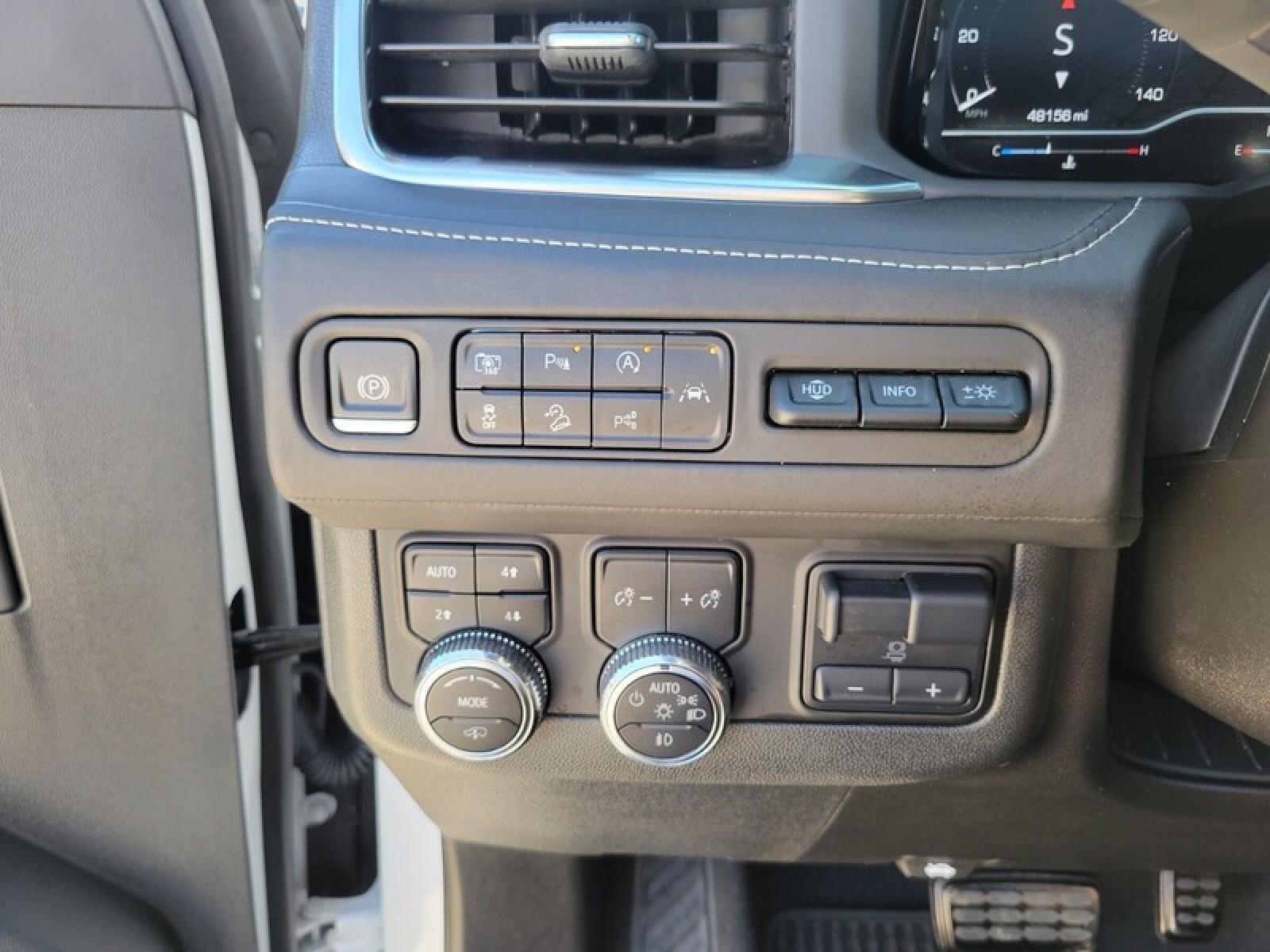 2024 GMC Yukon XL Denali Ultimate