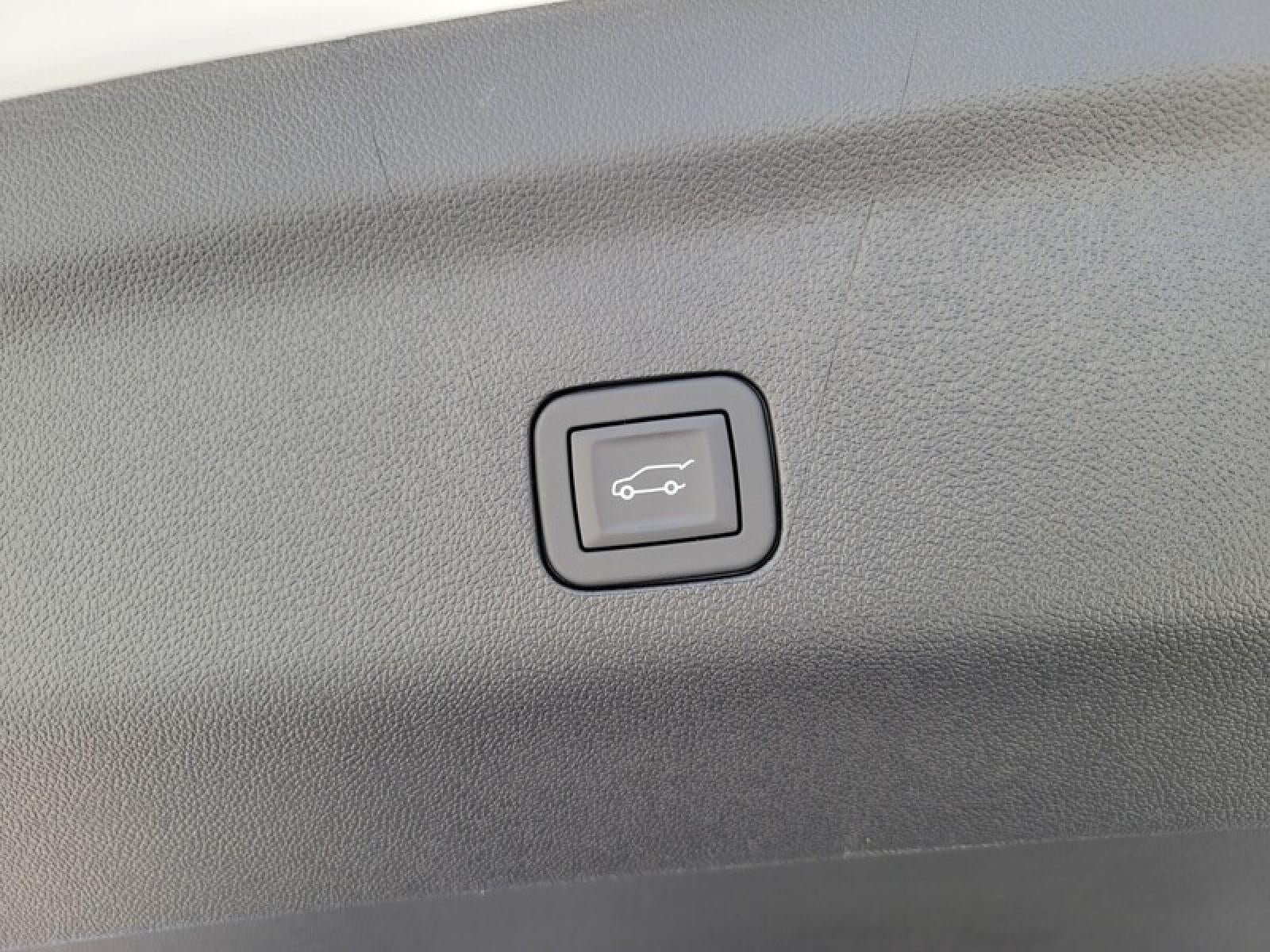 2026 GMC Yukon XL 4WD 4dr AT4 Ultimate