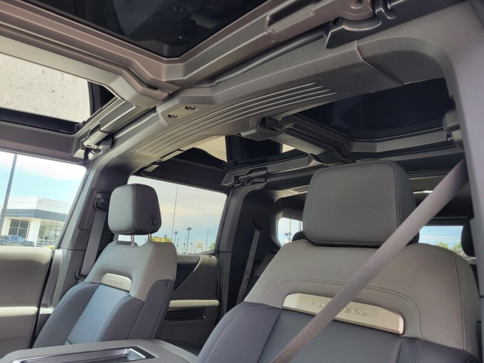 2025 GMC HUMMER EV SUV e4WD 4dr 2X