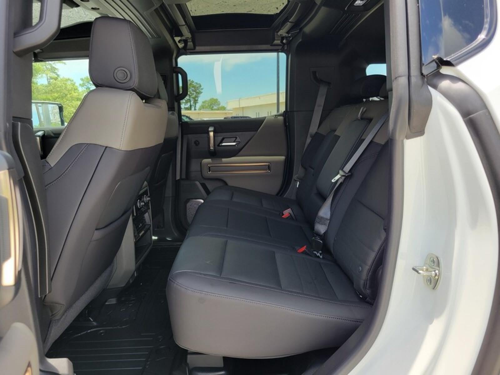 2025 GMC HUMMER EV SUV e4WD 4dr 2X