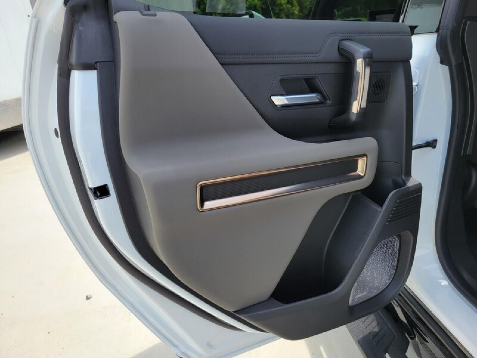 2025 GMC HUMMER EV SUV e4WD 4dr 2X