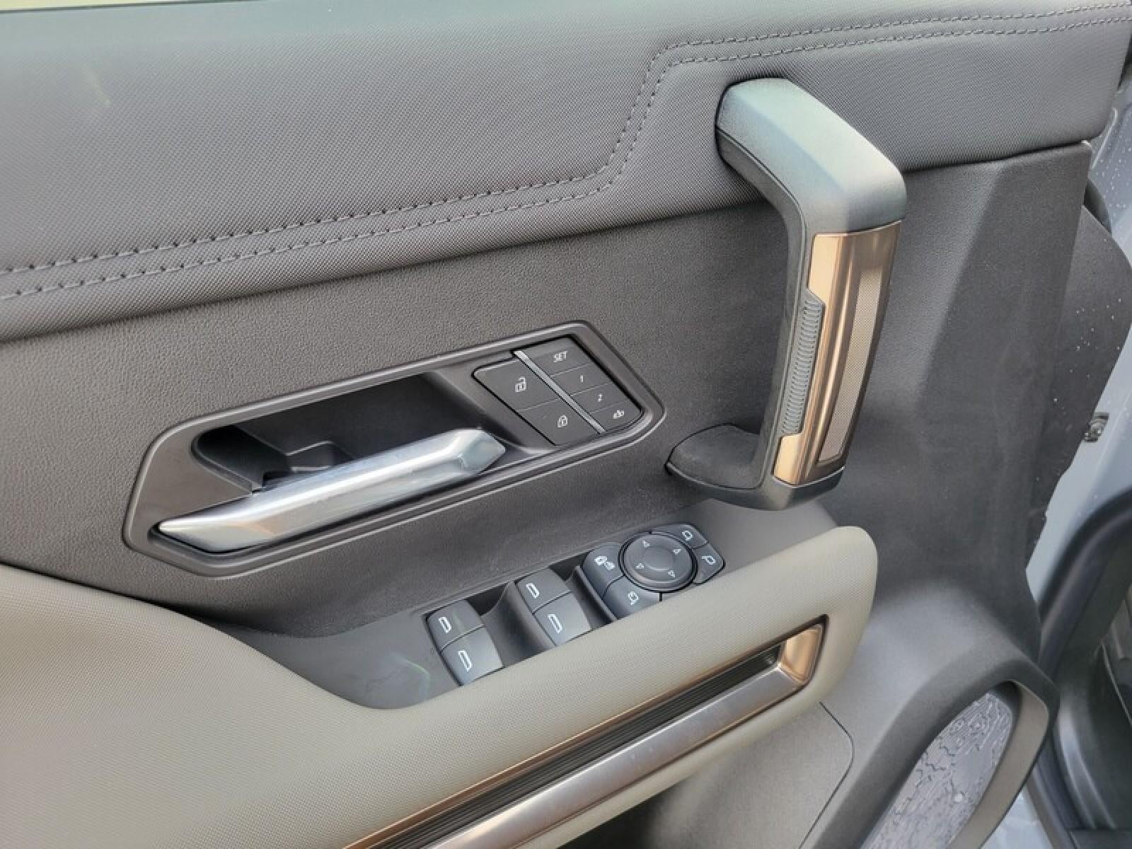 2025 GMC HUMMER EV SUV e4WD 4dr 2X