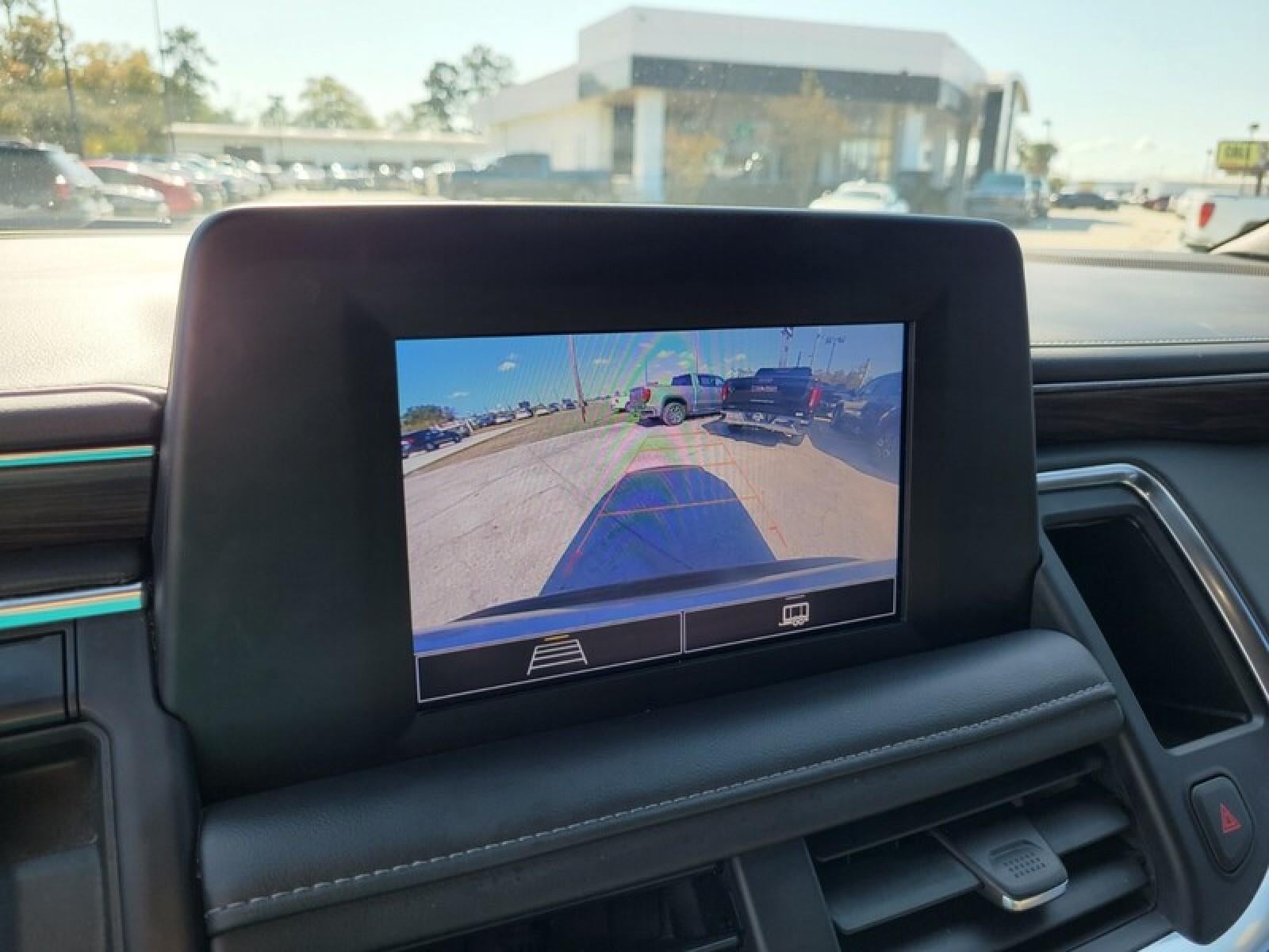 2023 Chevrolet Suburban LS