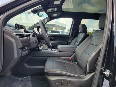 2025 GMC Sierra EV e4WD Crew Cab Extended Range Denali