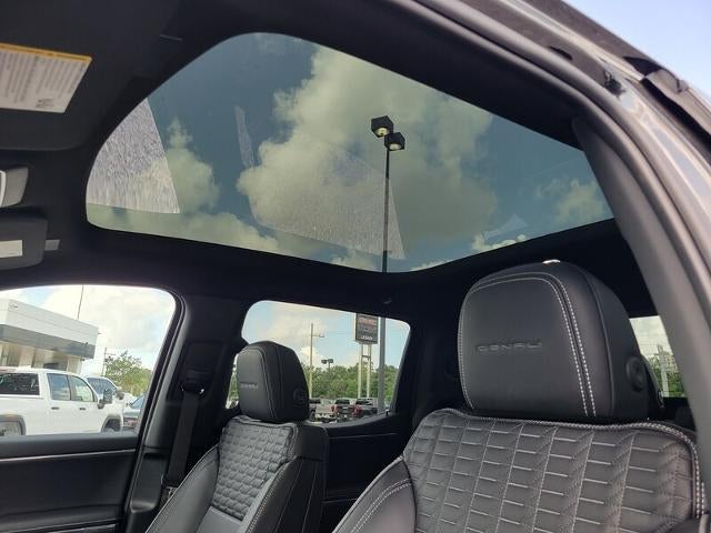 2025 GMC Sierra EV e4WD Crew Cab Extended Range Denali