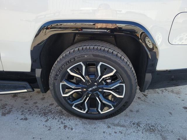 2025 GMC Sierra EV e4WD Crew Cab Extended Range Denali