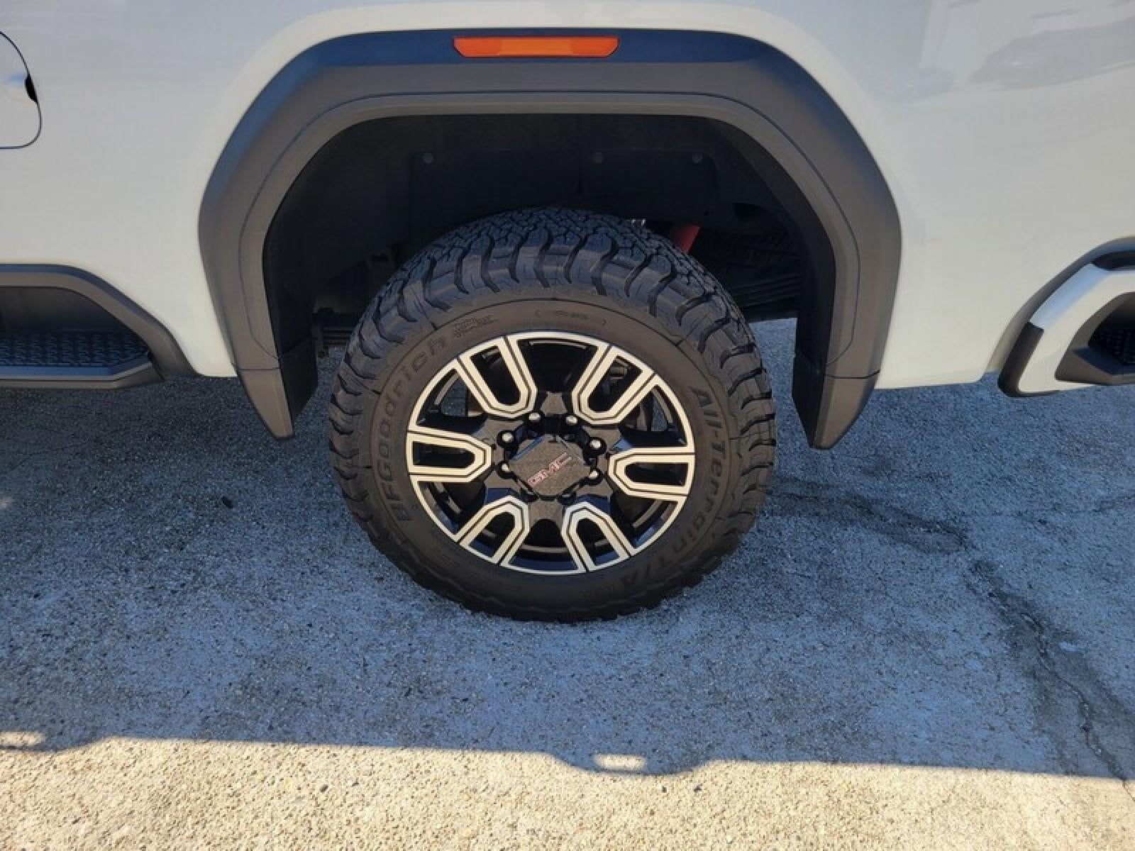 2024 GMC Sierra 2500 HD AT4