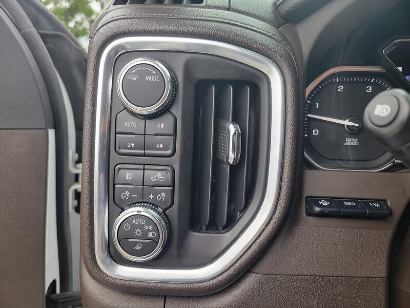 2023 GMC Sierra 2500 HD Denali