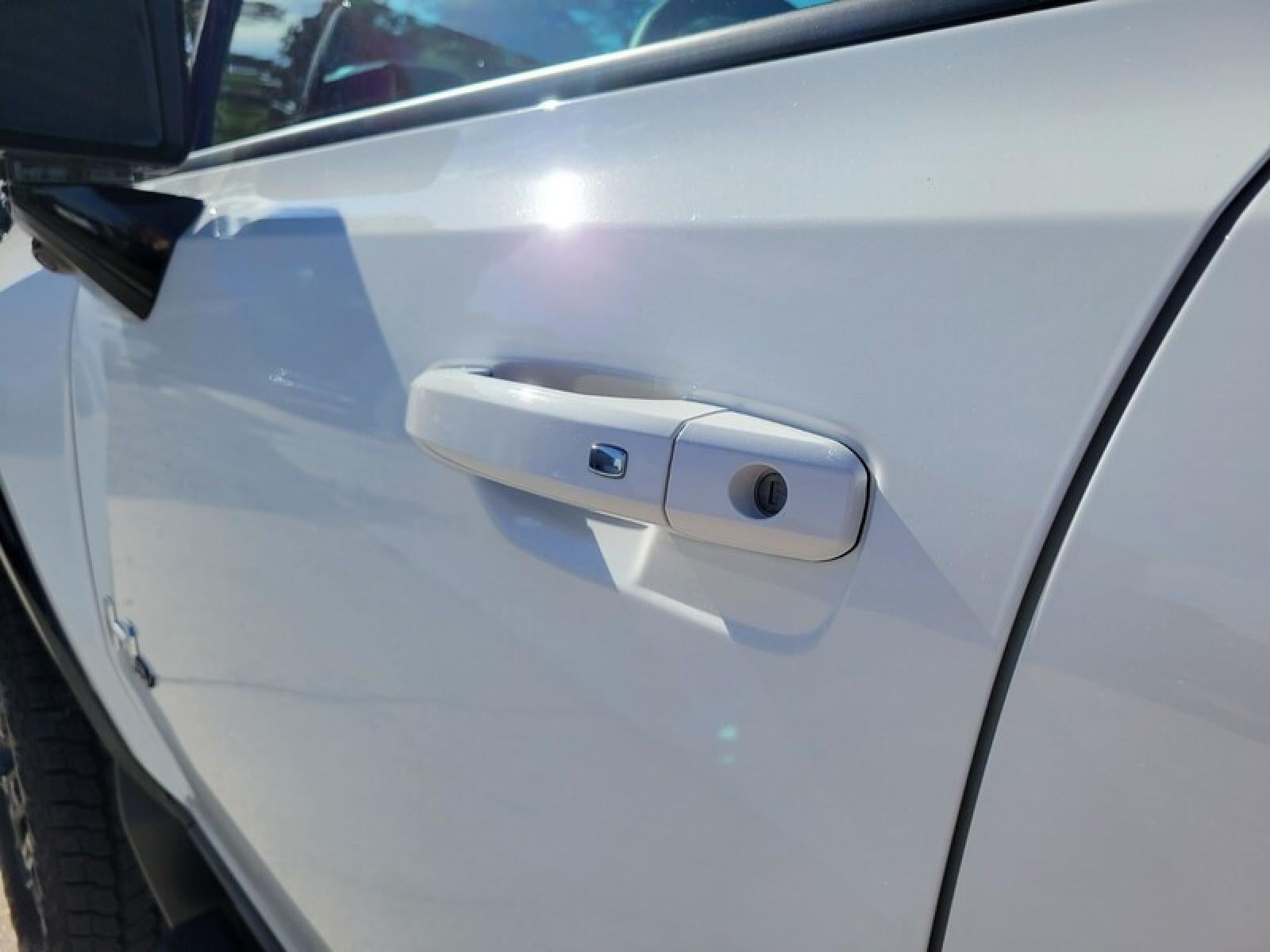 2026 GMC HUMMER EV Pickup e4WD Crew Cab 2X w/3VL